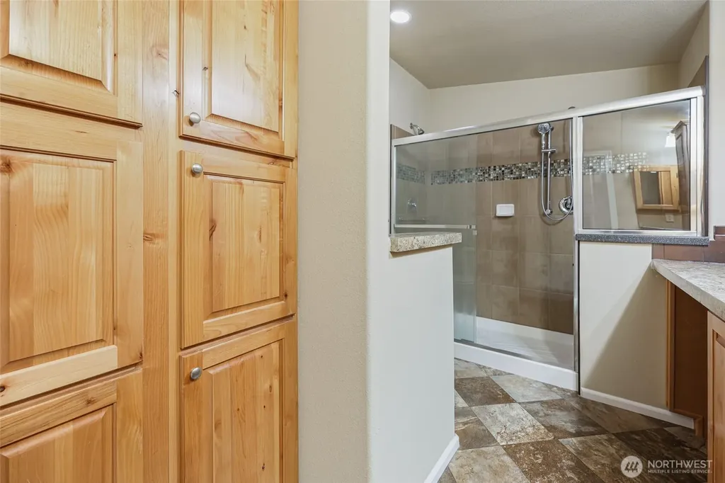 3516 Meadowbrook Lane SE Lacey WA 98503