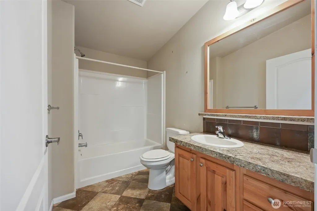 3516 Meadowbrook Lane SE Lacey WA 98503