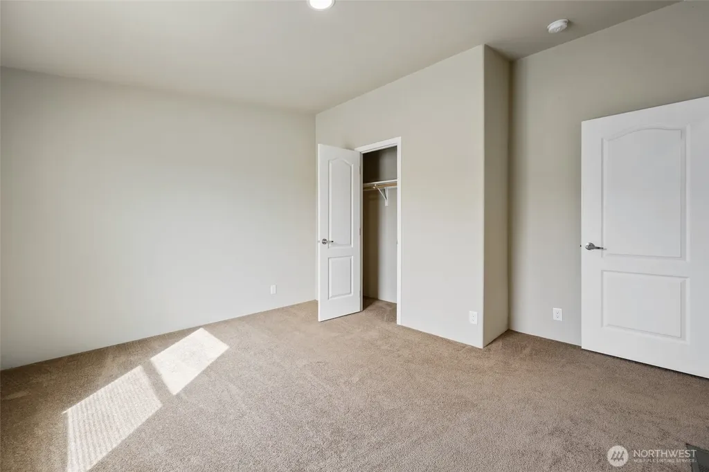 3516 Meadowbrook Lane SE Lacey WA 98503