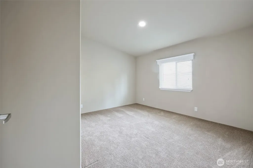 3516 Meadowbrook Lane SE Lacey WA 98503