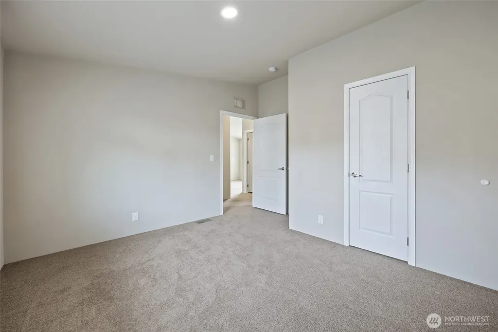 3516 Meadowbrook Lane SE Lacey WA 98503