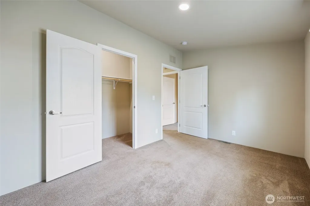 3516 Meadowbrook Lane SE Lacey WA 98503