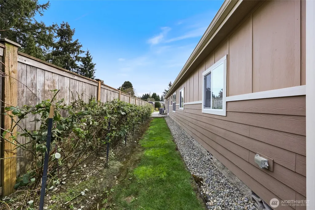 3516 Meadowbrook Lane SE Lacey WA 98503