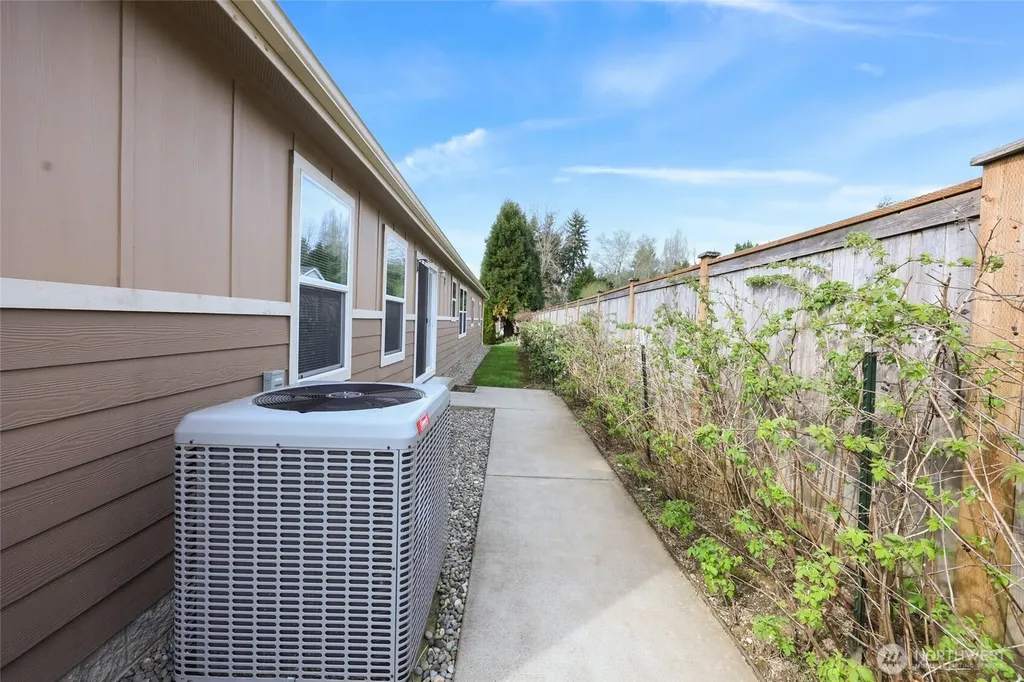 3516 Meadowbrook Lane SE Lacey WA 98503