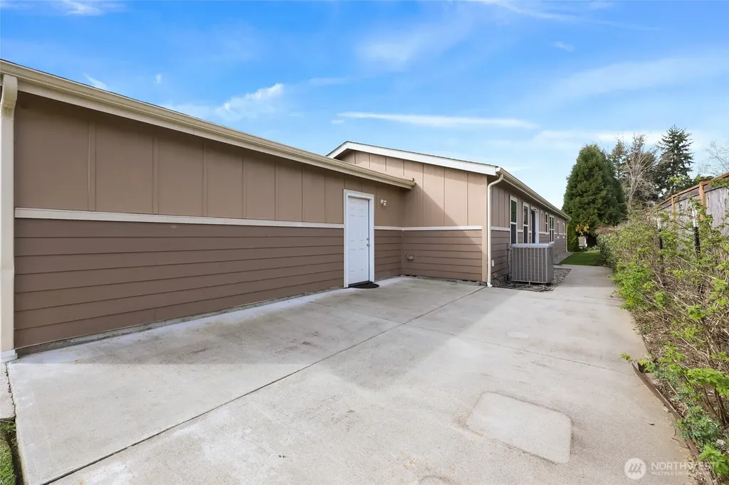 3516 Meadowbrook Lane SE Lacey WA 98503