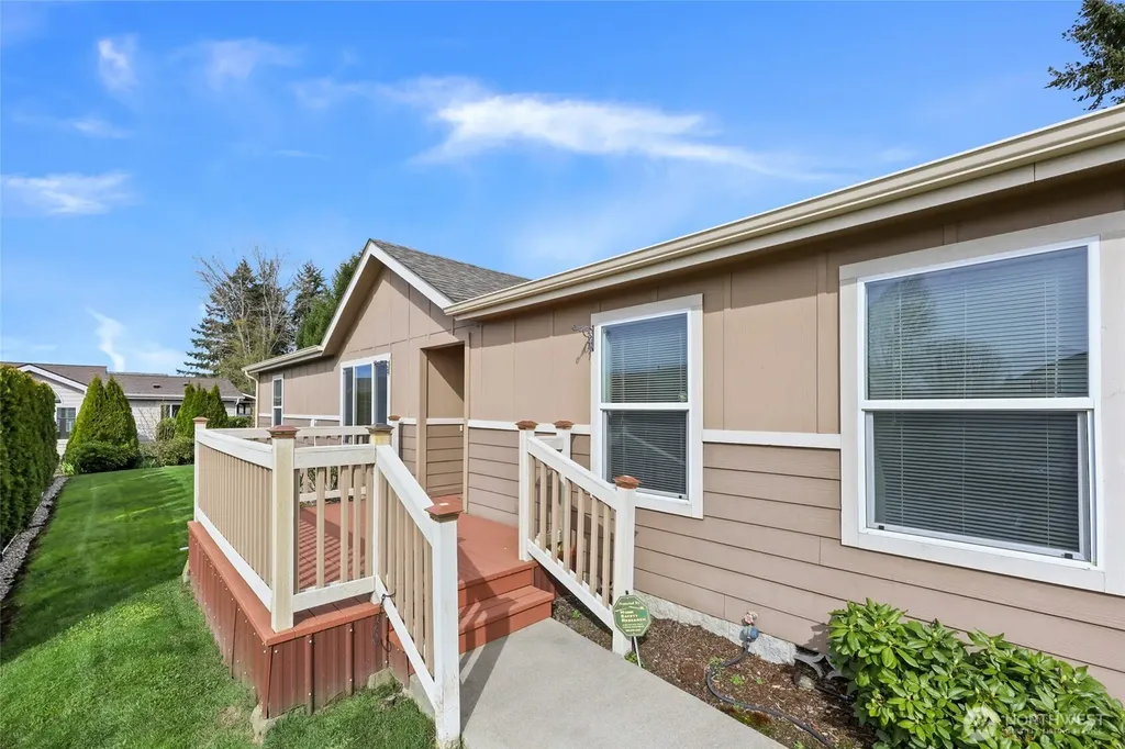 3516 Meadowbrook Lane SE Lacey WA 98503