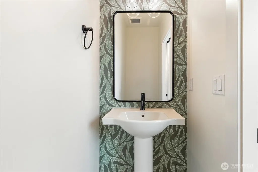 4241 Melrose Lane Bellingham WA 98226
