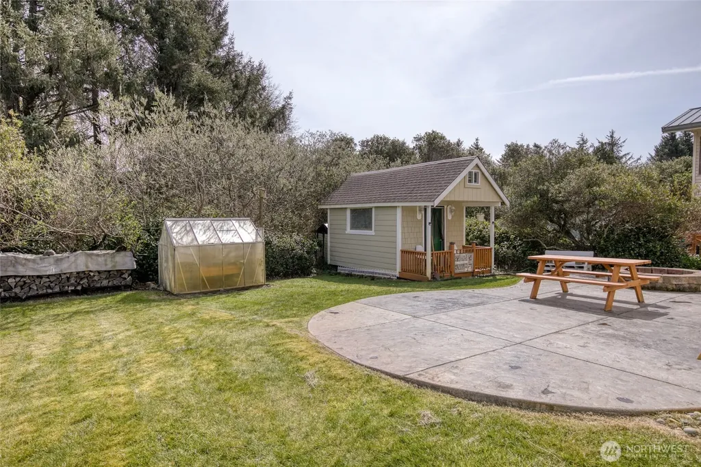 260 Ocean Shores Boulevard SW Ocean Shores WA 98569