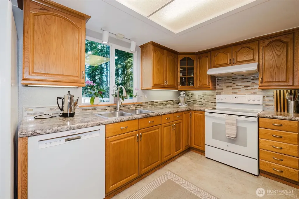 3073 SE Misty Court Port Orchard WA 98367