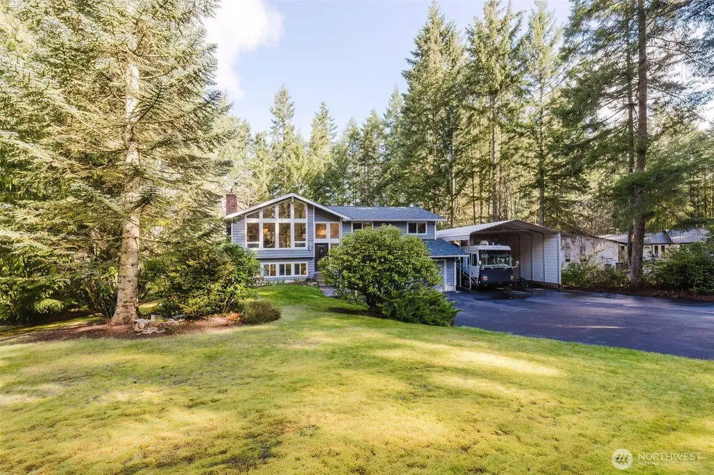 3073 SE Misty Court Port Orchard WA 98367