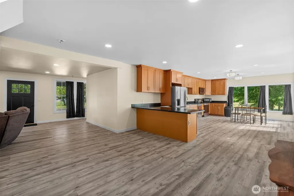 241 W Deyette Road Shelton WA 98584