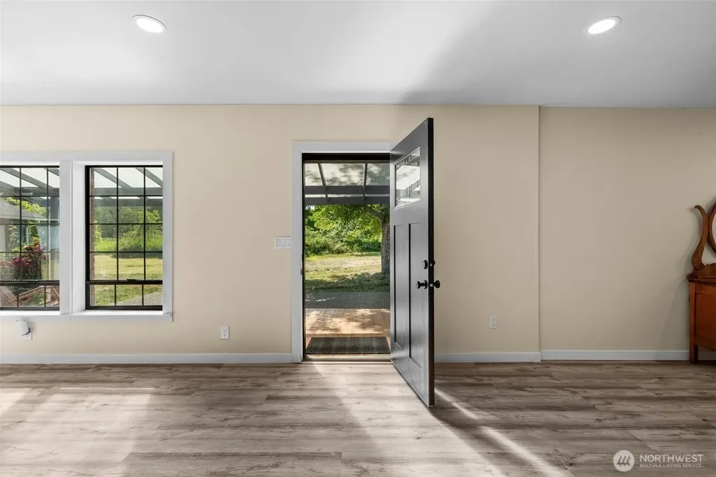 241 W Deyette Road Shelton WA 98584