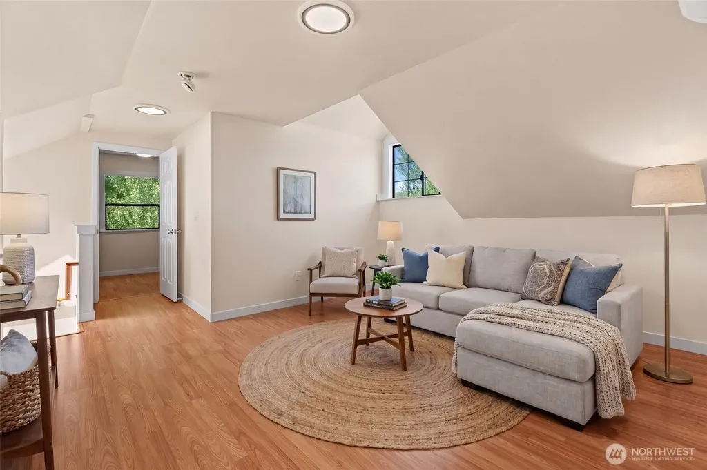 241 W Deyette Road Shelton WA 98584