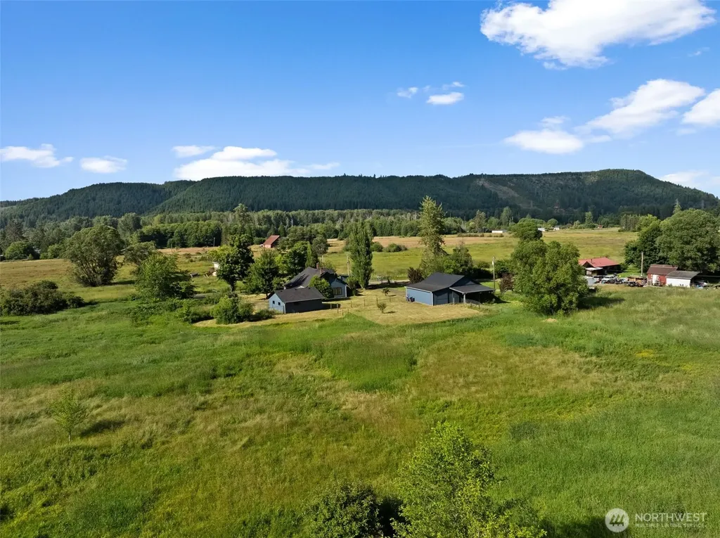 241 W Deyette Road Shelton WA 98584
