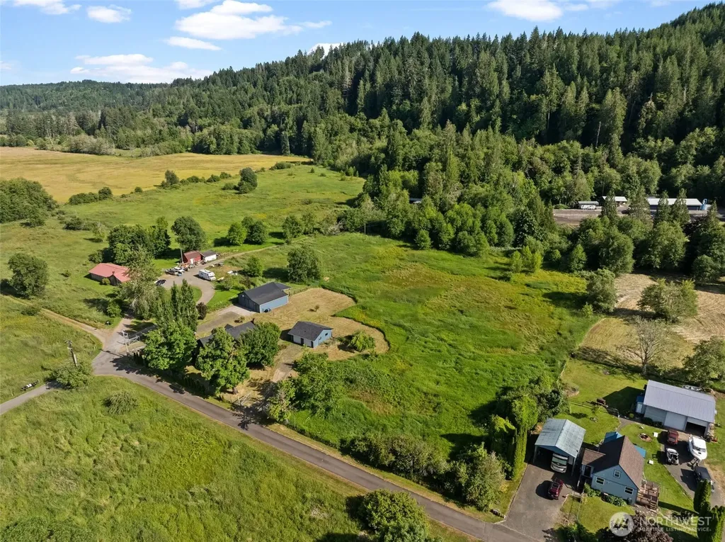 241 W Deyette Road Shelton WA 98584