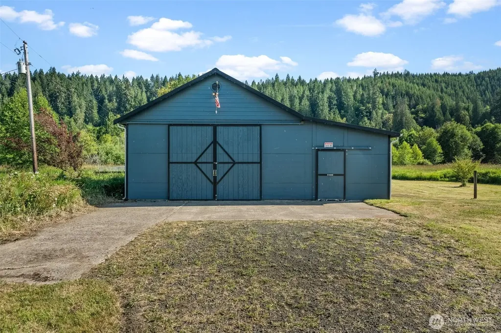 241 W Deyette Road Shelton WA 98584