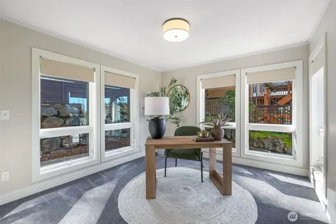 4550 49th Avenue NE Seattle WA 98105