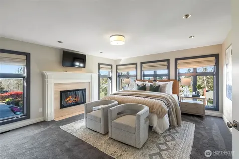4550 49th Avenue NE Seattle WA 98105