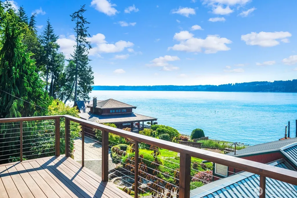 14758 SW Spring Beach Road Vashon WA 98070