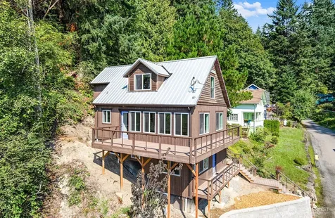 14758 SW Spring Beach Road Vashon WA 98070