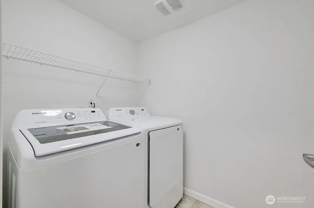 21262 40th Way S Seatac WA 98198
