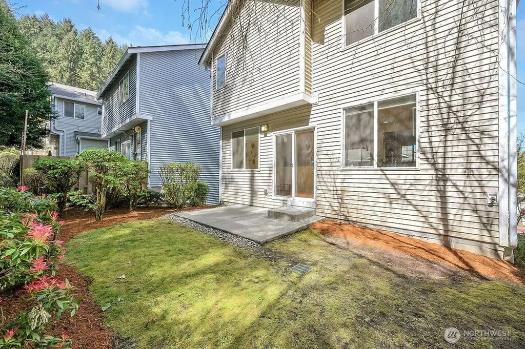 21262 40th Way S Seatac WA 98198