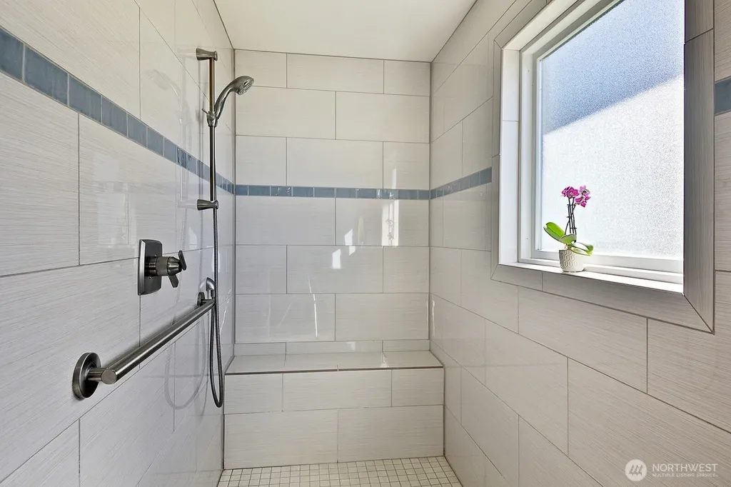 260 Rhodena Drive Coupeville WA 98239
