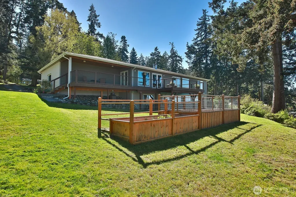 260 Rhodena Drive Coupeville WA 98239