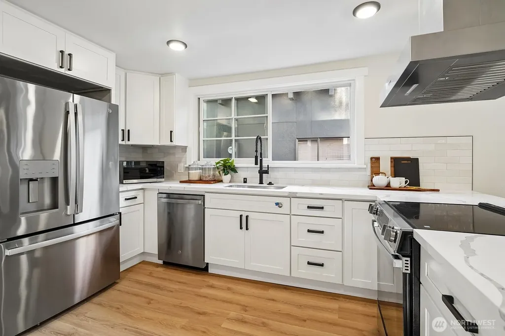 15825 SE 116th Street Renton WA 98059