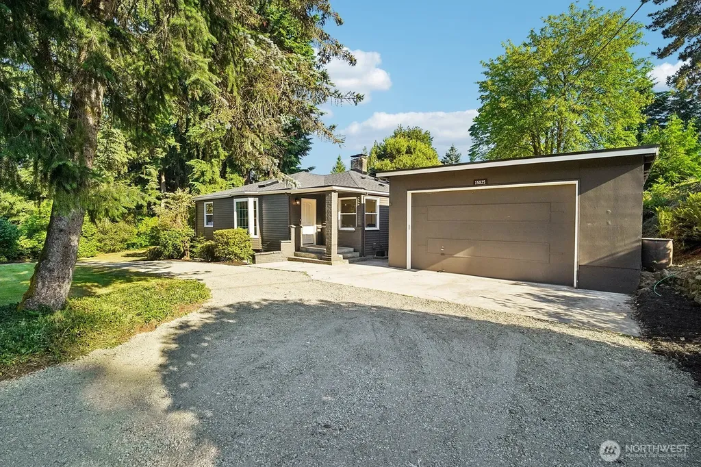 15825 SE 116th Street Renton WA 98059