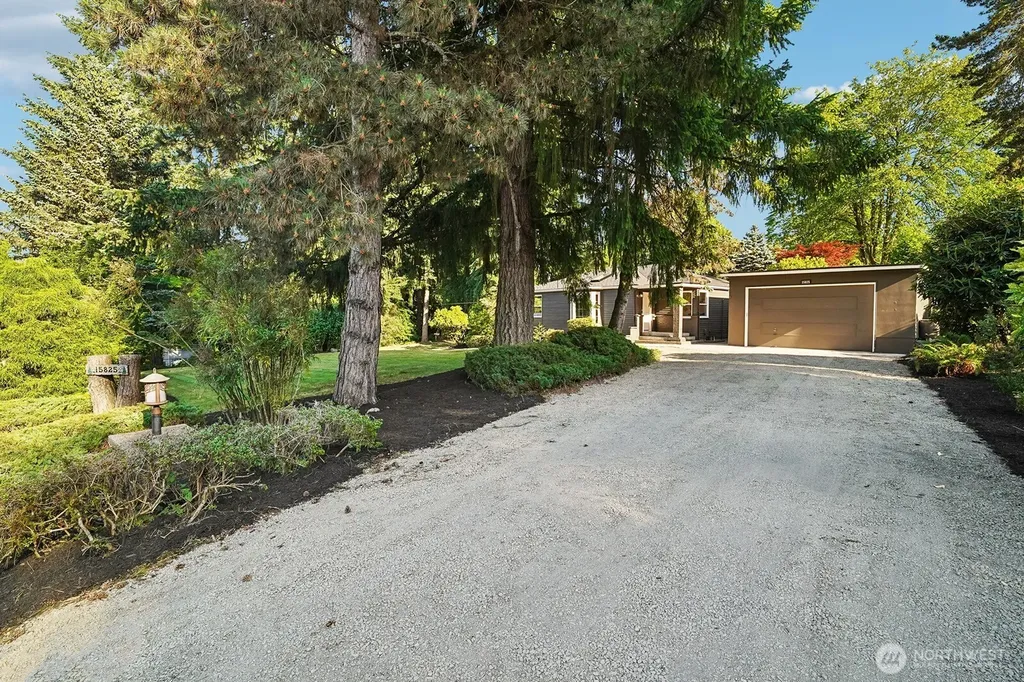 15825 SE 116th Street Renton WA 98059