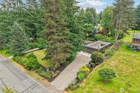 15825 SE 116th Street Renton WA 98059