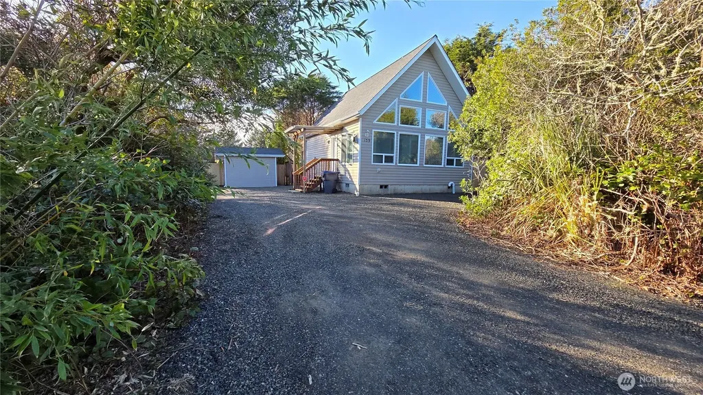 159 S Narwhal Loop SW Ocean Shores WA 98569