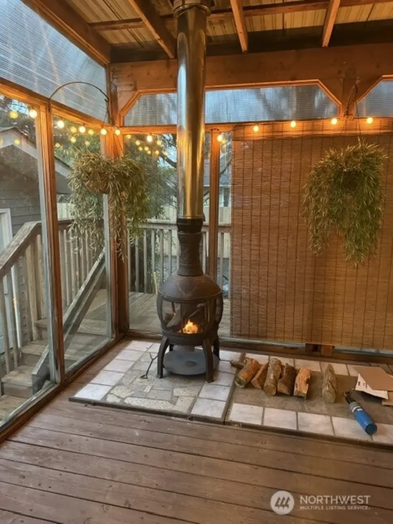 159 S Narwhal Loop SW Ocean Shores WA 98569