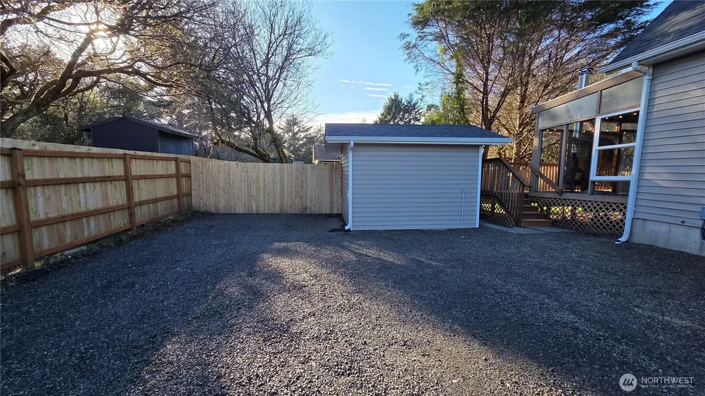 159 S Narwhal Loop SW Ocean Shores WA 98569