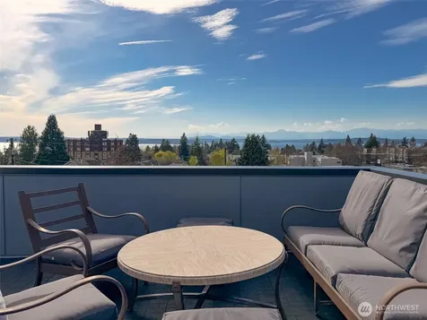 6320 41st Avenue SW Seattle WA 98136