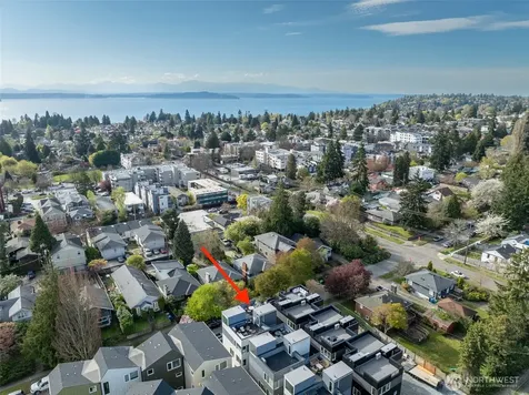 6320 41st Avenue SW Seattle WA 98136