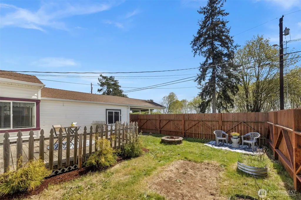 1814 2nd Street Marysville WA 98270