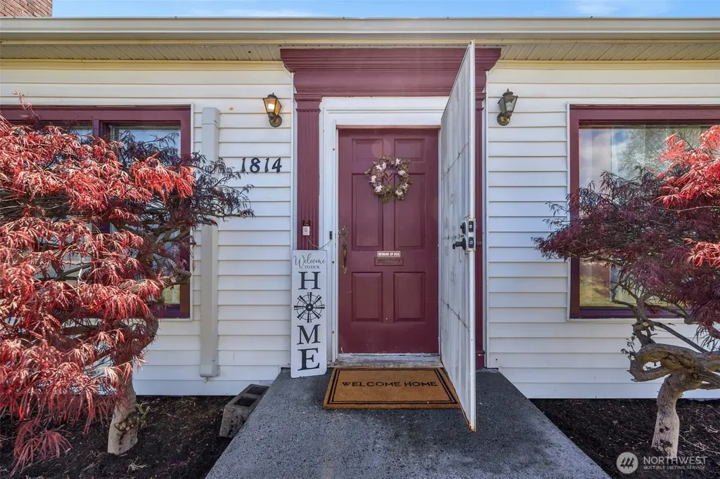 1814 2nd Street Marysville WA 98270