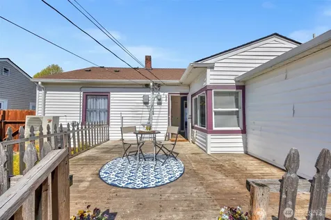1814 2nd Street Marysville WA 98270