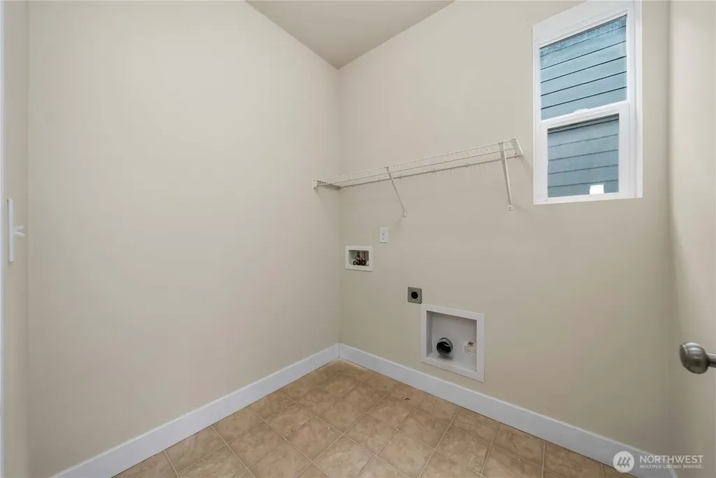 3961 E T Street Tacoma WA 98404