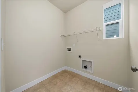 3961 E T Street Tacoma WA 98404