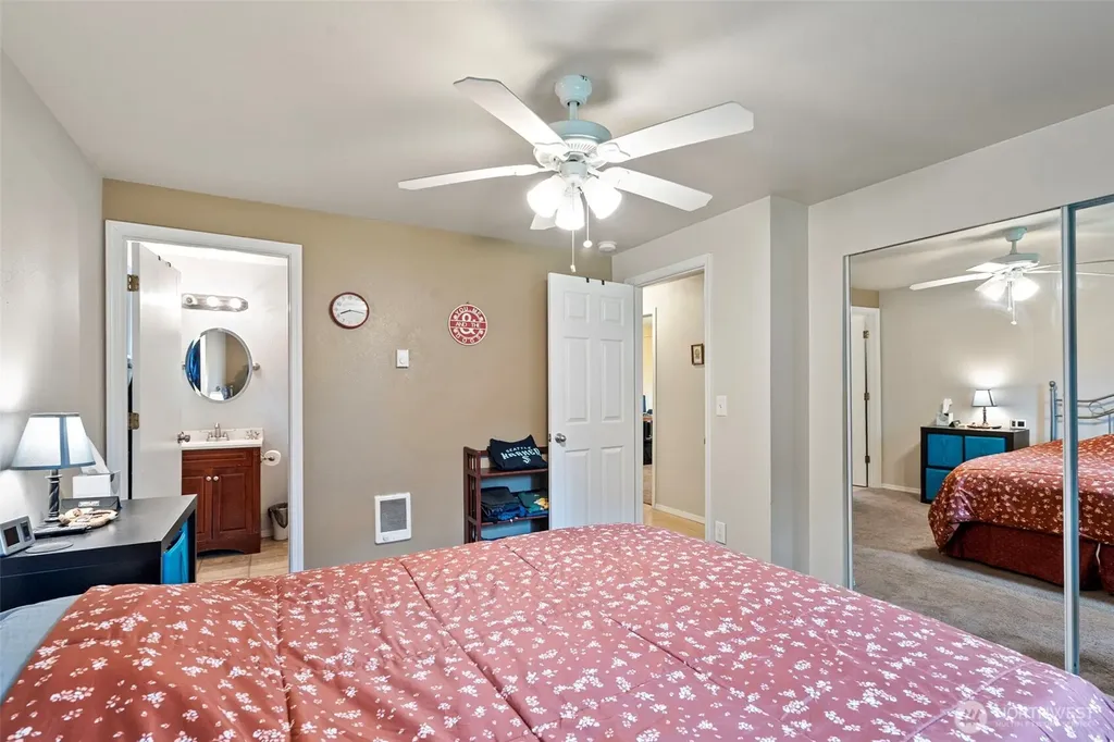 161 E Barnsby Place Shelton WA 98584