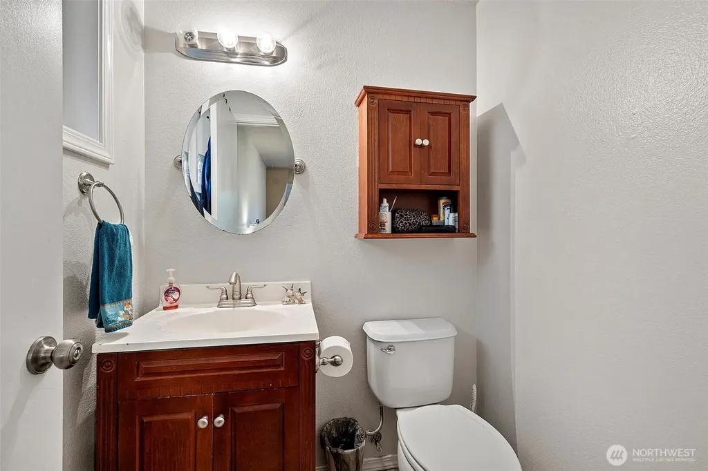 161 E Barnsby Place Shelton WA 98584
