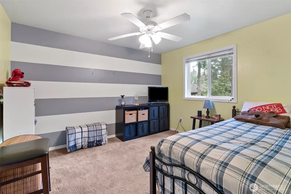 161 E Barnsby Place Shelton WA 98584
