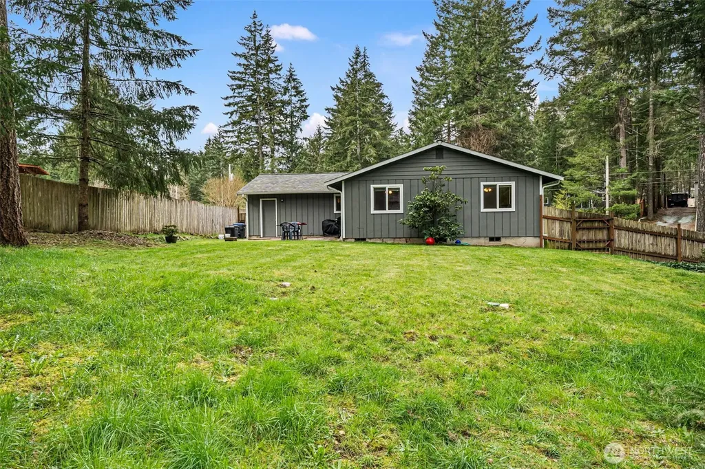 161 E Barnsby Place Shelton WA 98584