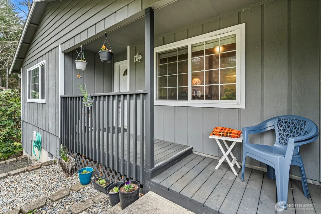 161 E Barnsby Place Shelton WA 98584
