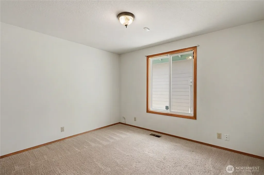 8917 NE 28th Avenue Vancouver WA 98665