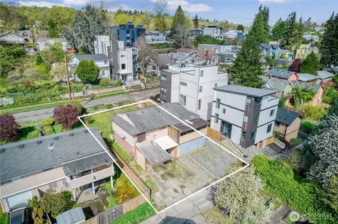 4560 34th Avenue S Seattle WA 98118
