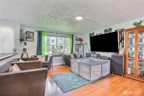 4560 34th Avenue S Seattle WA 98118